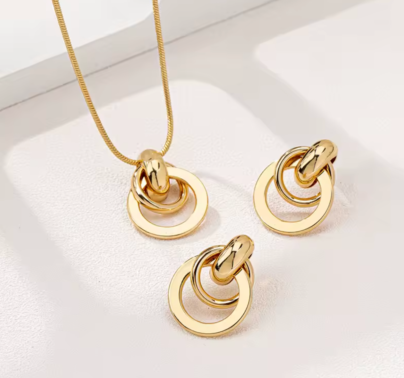3-Piece Elegant Vintage Geometric Jewelry Set for Women
