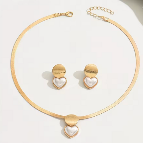 3-Piece Elegant Golden Jewelry Set for Women